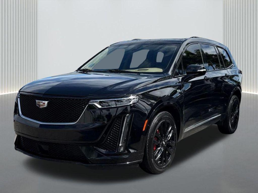 used 2023 Cadillac XT6 car, priced at $41,818