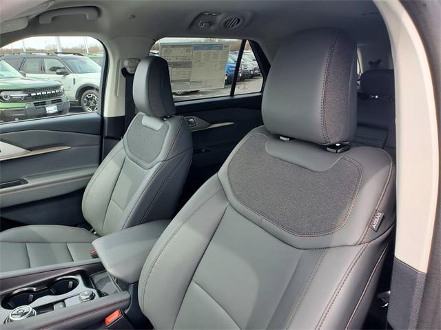 new 2025 Ford Explorer car, priced at $44,693