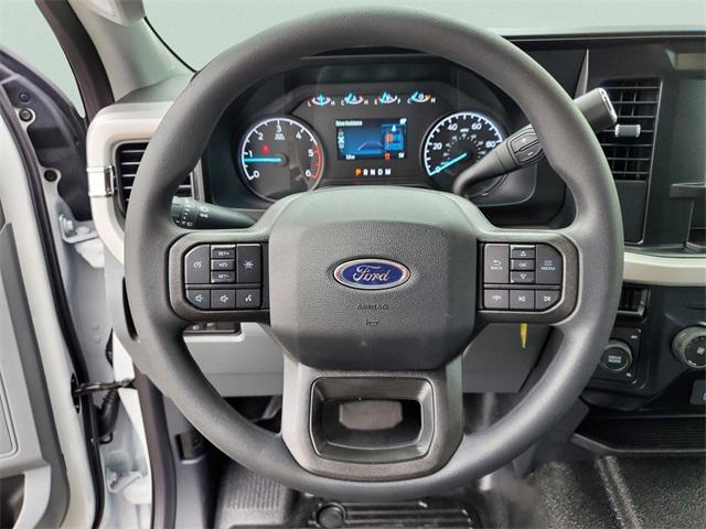 new 2025 Ford F-450 car, priced at $62,275