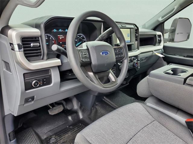 new 2025 Ford F-450 car, priced at $62,275