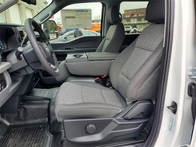new 2025 Ford F-450 car, priced at $62,275