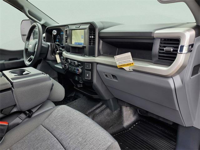new 2025 Ford F-450 car, priced at $62,275
