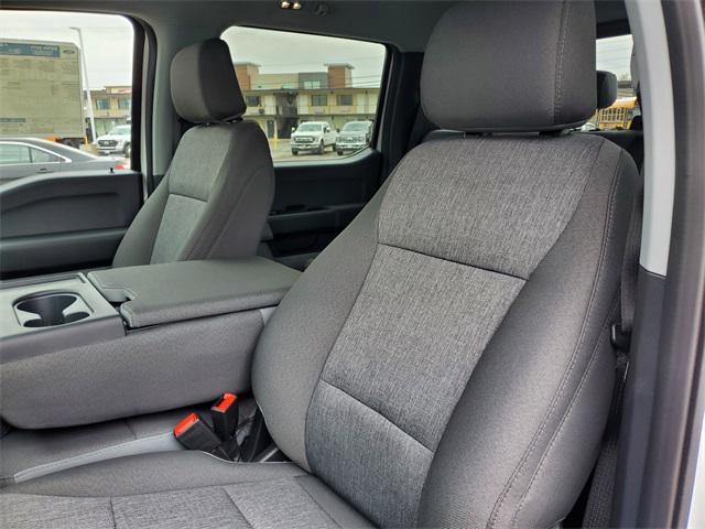 new 2025 Ford F-450 car, priced at $62,275