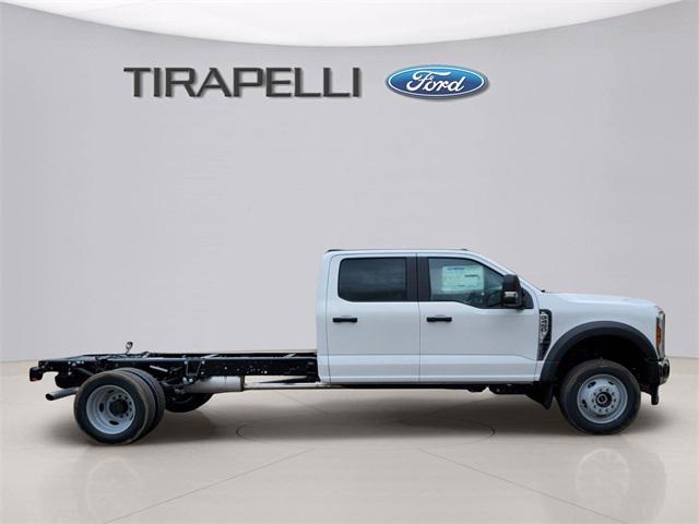 new 2025 Ford F-450 car, priced at $62,275