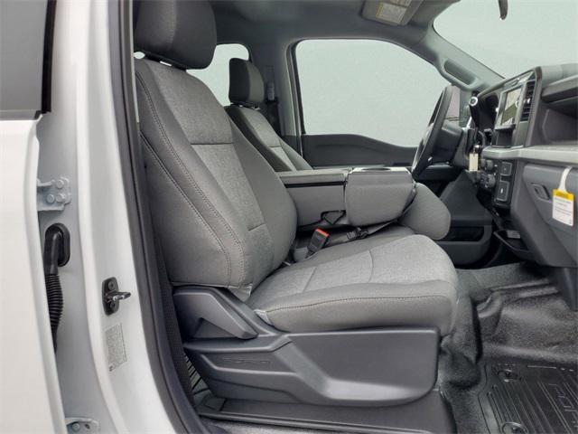 new 2025 Ford F-450 car, priced at $62,275