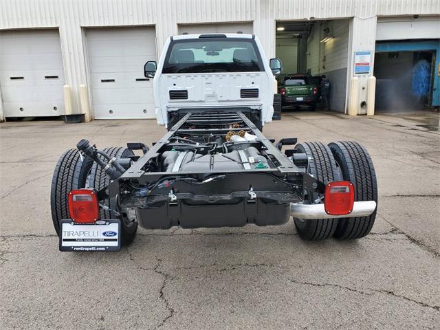 new 2025 Ford F-450 car, priced at $56,626