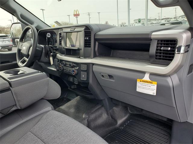 new 2025 Ford F-450 car, priced at $56,003