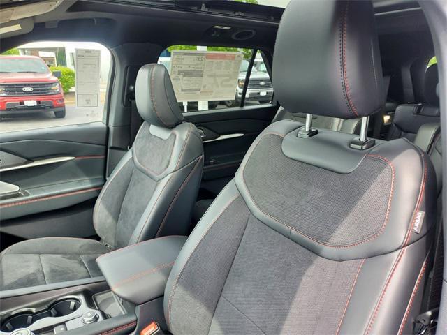 new 2025 Ford Explorer car, priced at $61,220