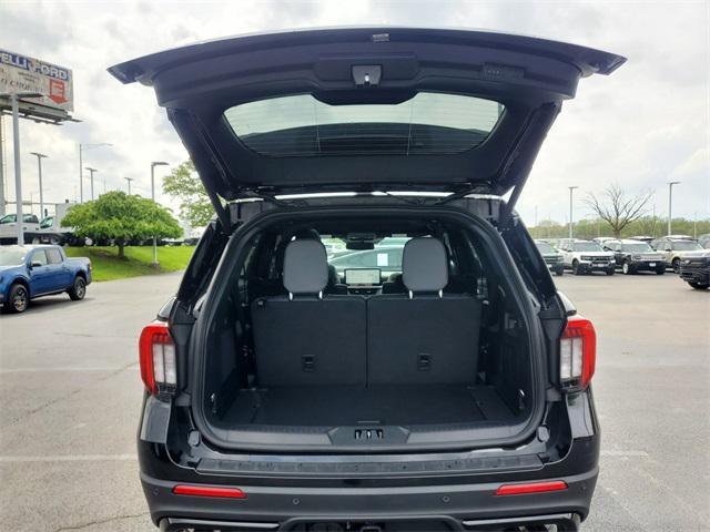 new 2025 Ford Explorer car, priced at $61,220