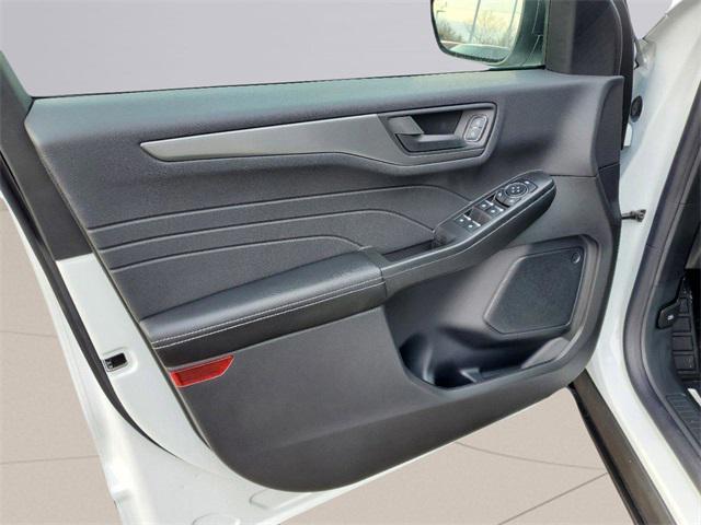 new 2025 Ford Escape car, priced at $25,390