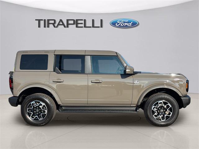 new 2025 Ford Bronco car, priced at $51,952