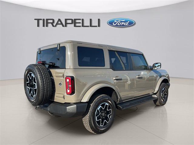 new 2025 Ford Bronco car, priced at $51,952