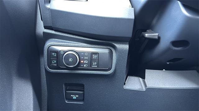 new 2025 Ford Bronco car, priced at $51,952