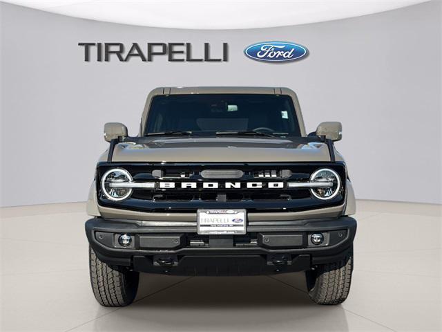 new 2025 Ford Bronco car, priced at $51,952