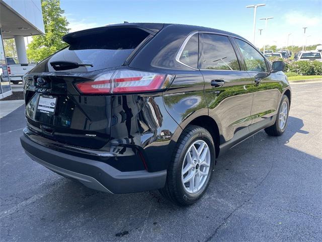 new 2024 Ford Edge car, priced at $33,781