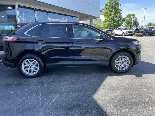 new 2024 Ford Edge car, priced at $33,781