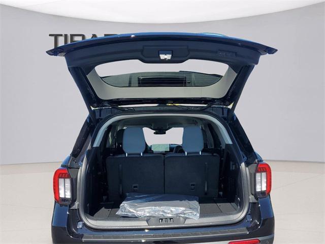new 2025 Ford Explorer car, priced at $45,729