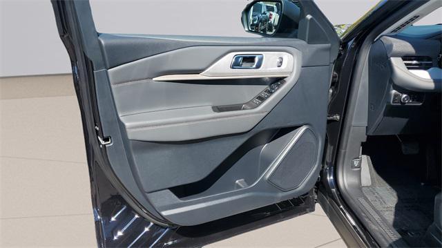 new 2025 Ford Explorer car, priced at $45,729