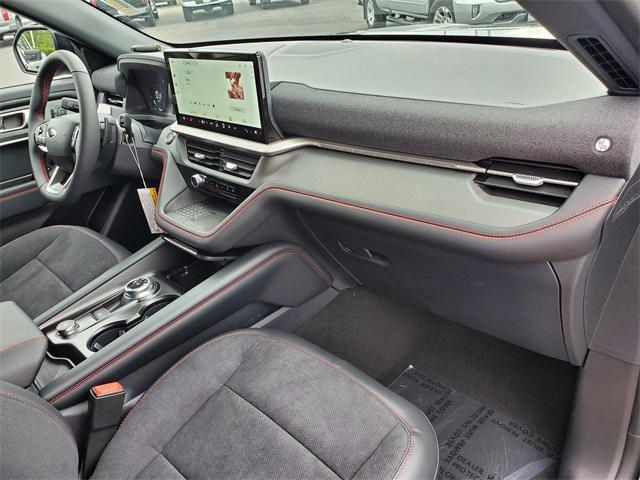 new 2025 Ford Explorer car, priced at $53,631