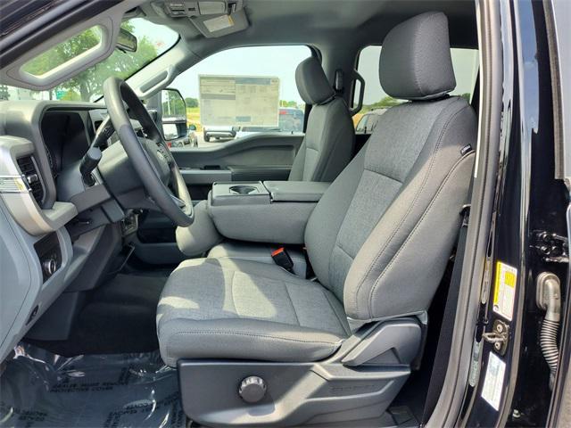 new 2025 Ford F-250 car, priced at $55,266