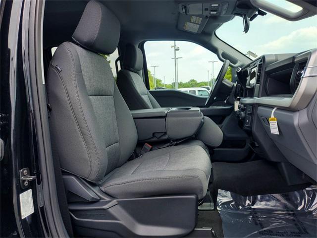 new 2025 Ford F-250 car, priced at $55,266