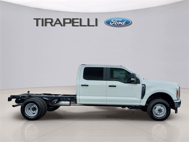 new 2025 Ford F-350 car, priced at $61,505