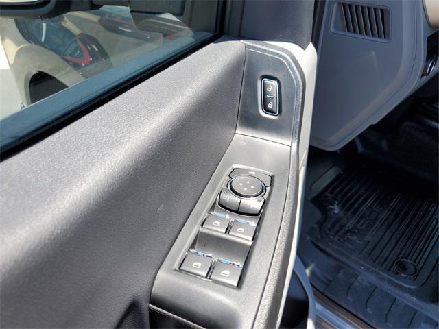 new 2025 Ford F-250 car, priced at $53,199