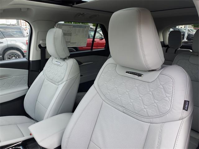 new 2025 Ford Explorer car, priced at $56,225