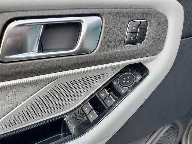 new 2025 Ford Explorer car, priced at $56,225