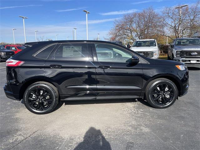 new 2024 Ford Edge car, priced at $33,631