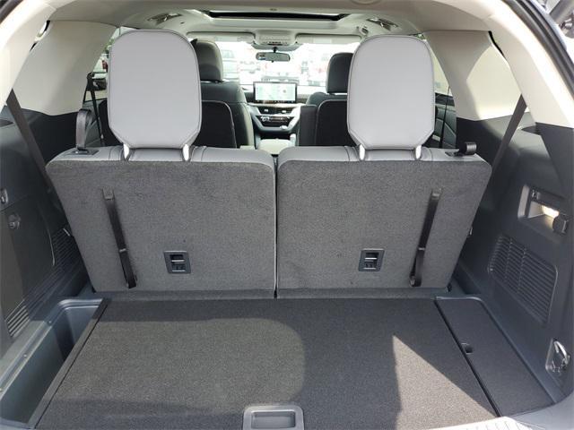new 2025 Ford Explorer car, priced at $46,202