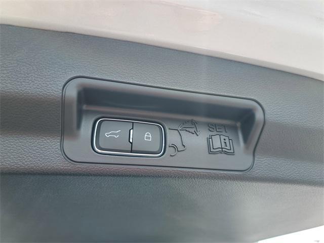 new 2025 Ford Explorer car, priced at $46,202