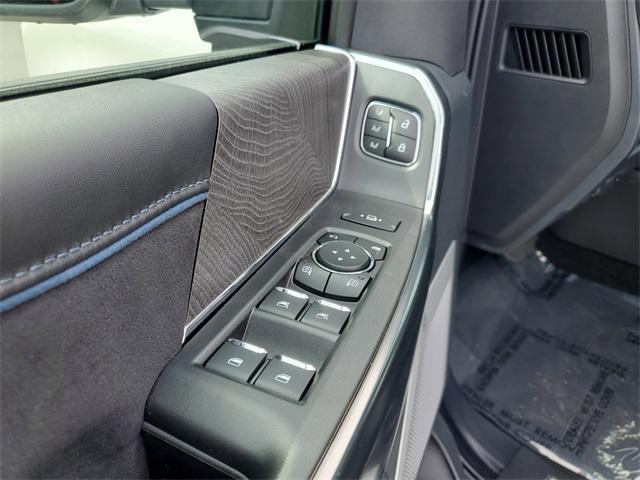 new 2025 Ford F-250 car, priced at $92,078