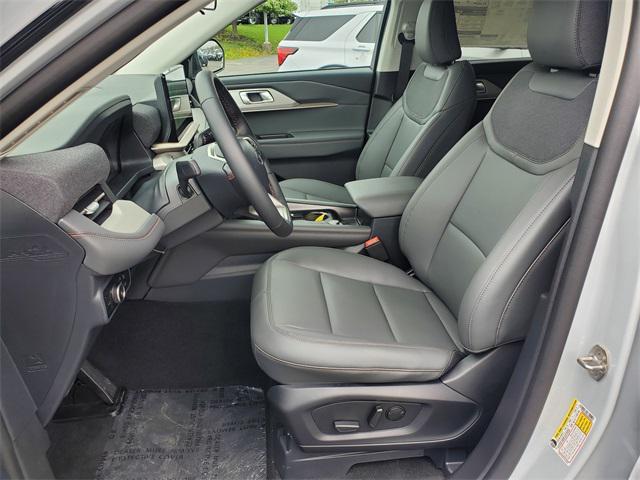 new 2025 Ford Explorer car, priced at $44,873