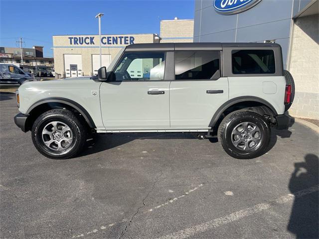 new 2024 Ford Bronco car, priced at $45,426