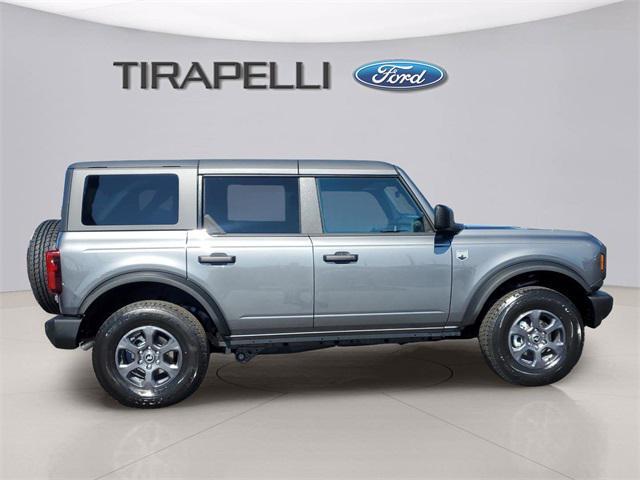 new 2025 Ford Bronco car, priced at $45,634