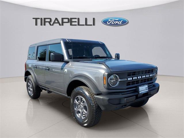 new 2025 Ford Bronco car, priced at $45,634