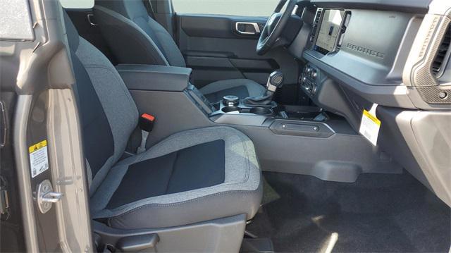 new 2025 Ford Bronco car, priced at $45,634