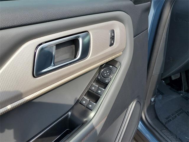 new 2025 Ford Explorer car, priced at $40,787