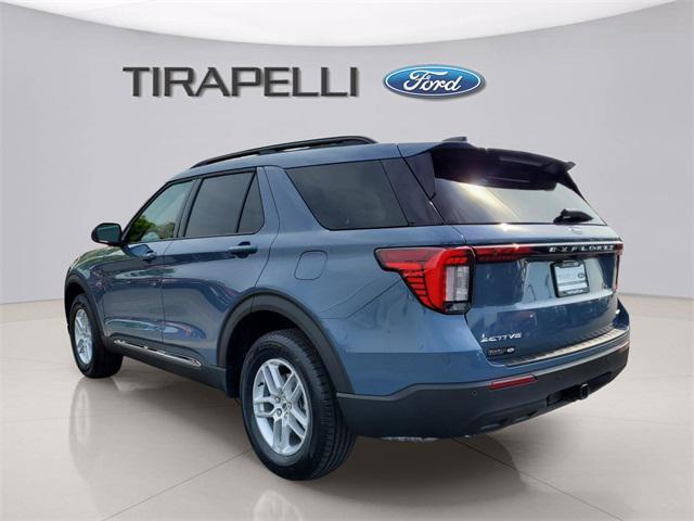 new 2025 Ford Explorer car, priced at $40,787