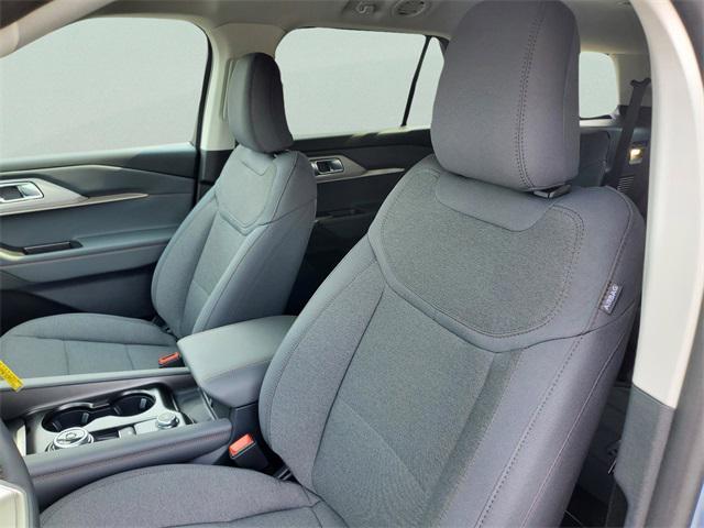 new 2025 Ford Explorer car, priced at $40,787