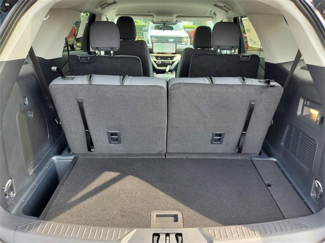 new 2025 Ford Explorer car, priced at $40,787