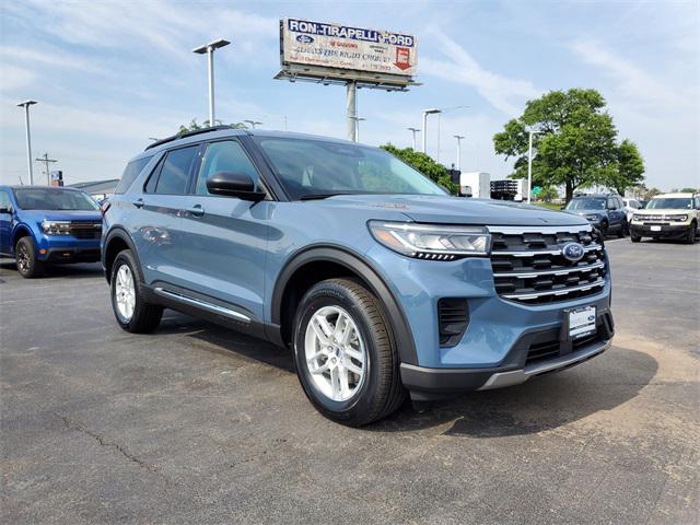 new 2025 Ford Explorer car, priced at $40,787
