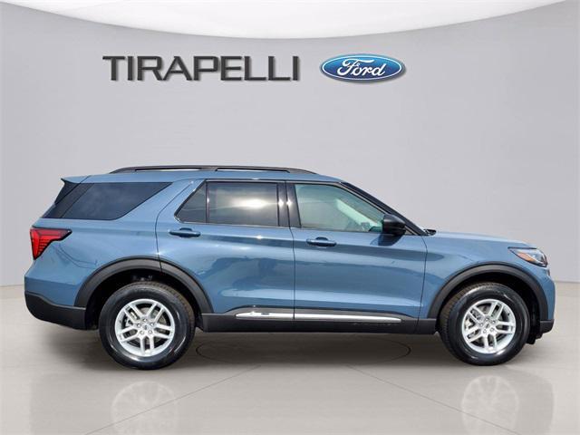 new 2025 Ford Explorer car, priced at $40,787