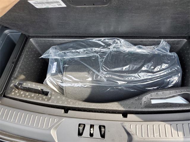 new 2025 Ford Explorer car, priced at $40,787