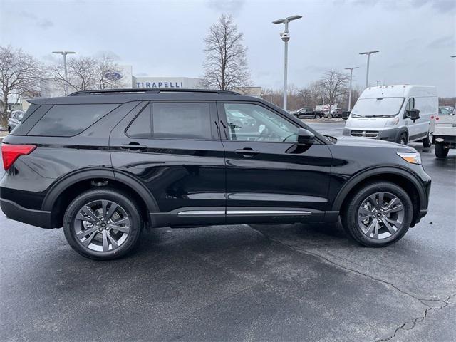 new 2024 Ford Explorer car, priced at $45,589