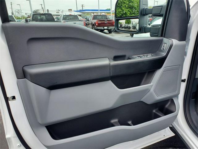 new 2025 Ford F-250 car, priced at $52,035