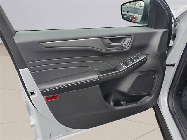 new 2025 Ford Escape car, priced at $28,041