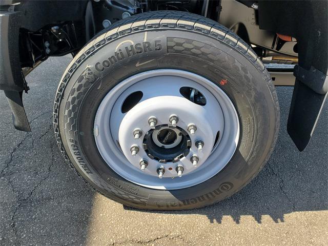 new 2025 Ford F-450 car, priced at $59,279