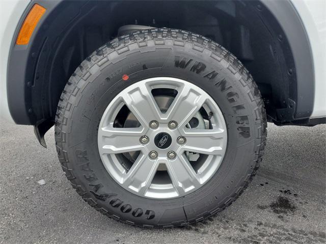 new 2025 Ford Ranger car, priced at $33,099
